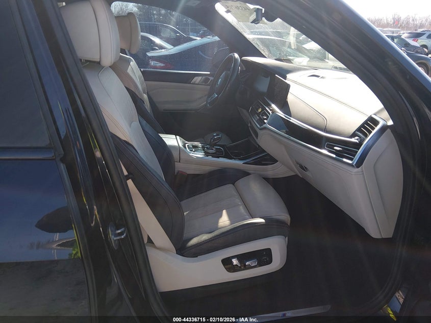 2019 BMW X7