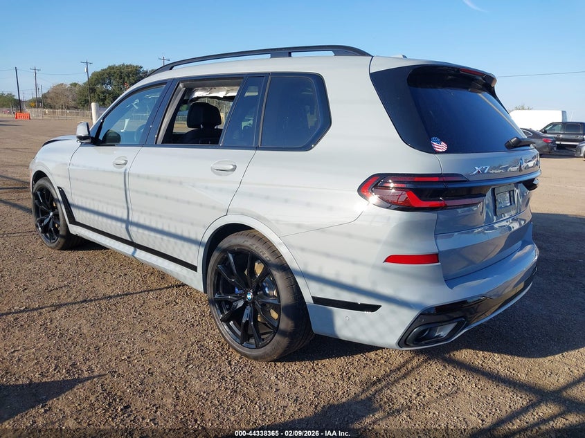 2026 BMW X7