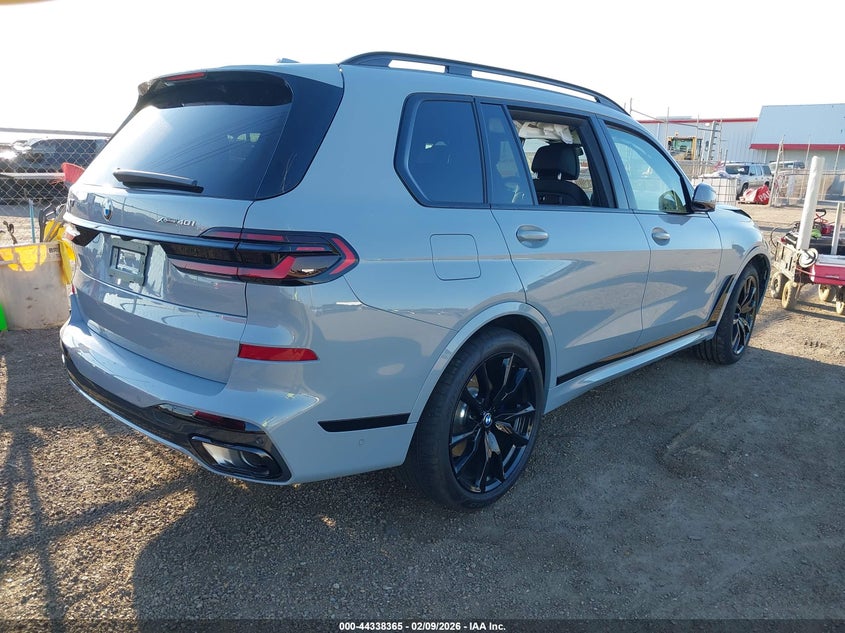 2026 BMW X7