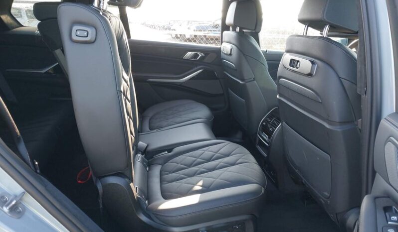 
								2026 BMW X7 full									