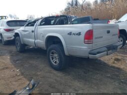 
										2003 Dodge Dakota full									