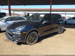 
										2015 Porsche Cayenne full									