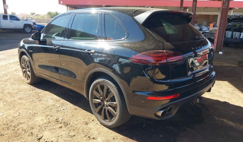 
								2015 Porsche Cayenne full									
