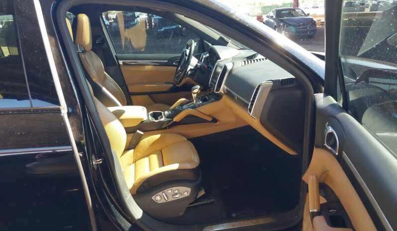 
								2015 Porsche Cayenne full									