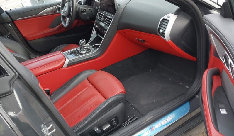 
								2025 BMW M8 full									