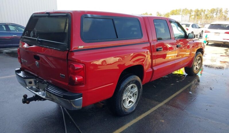 
								2006 Dodge Dakota full									