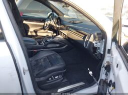 
										2019 Porsche Cayenne full									