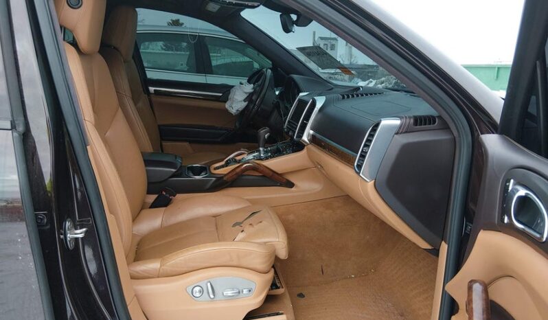 
								2014 Porsche Cayenne full									