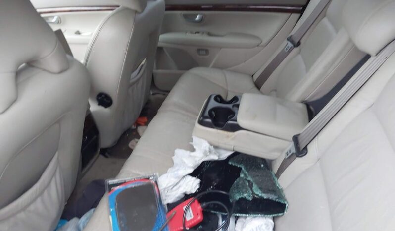 
								2006 Volvo S80 full									