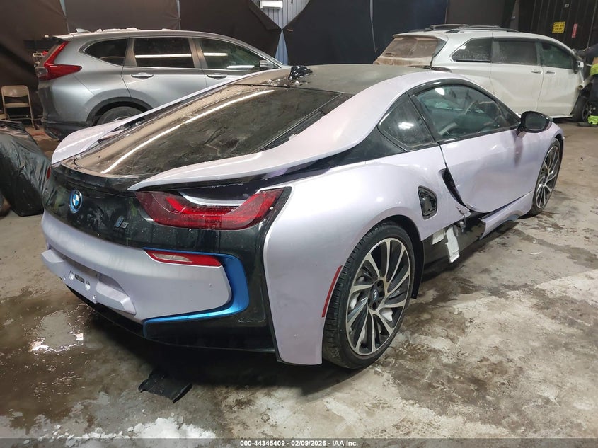 2017 BMW I8