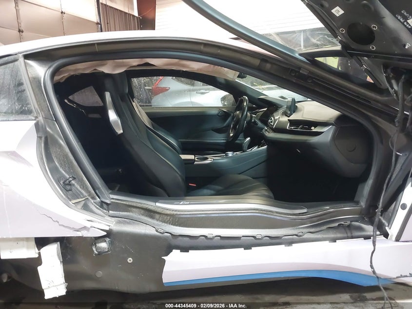 2017 BMW I8