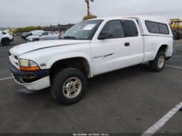 
										2000 Dodge Dakota full									