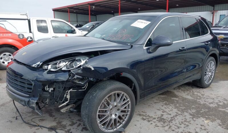 
								2018 Porsche Cayenne full									