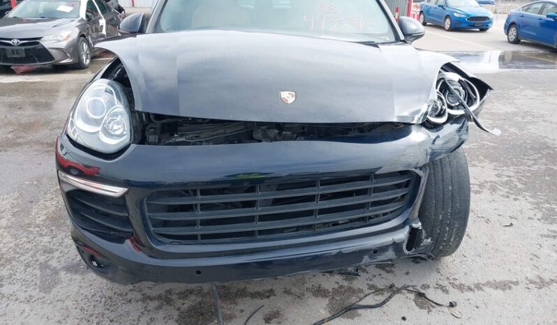
								2018 Porsche Cayenne full									