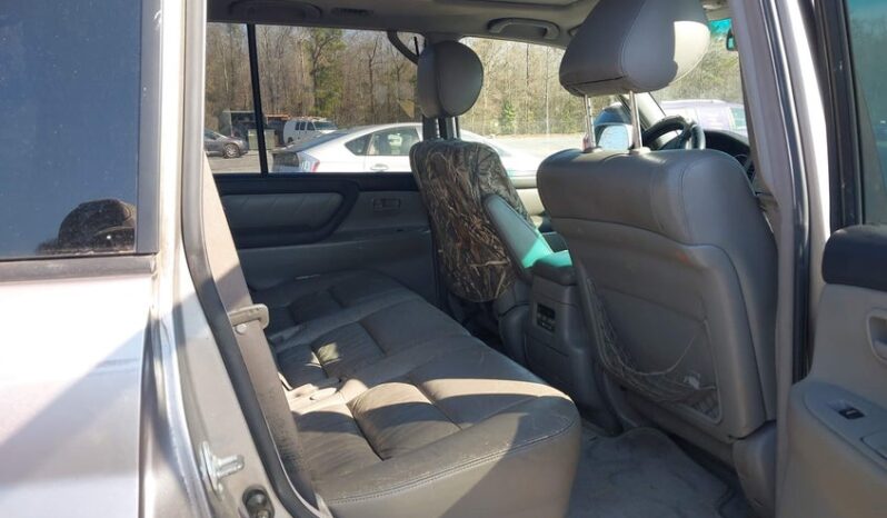 
								2006 Toyota Land cruiser full									