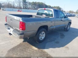 
										2005 Dodge Dakota full									