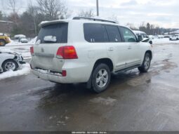 
										2015 Toyota Land cruiser full									