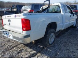 
										2005 Dodge Dakota full									