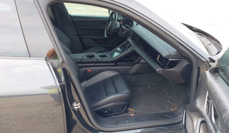 
								2021 Porsche Taycan full									