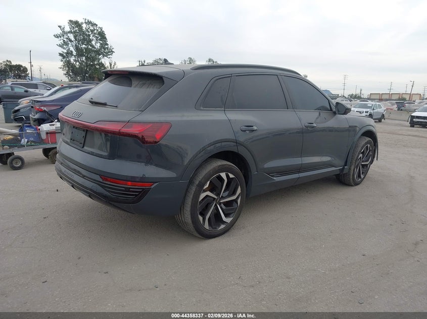 2024 Audi Q8