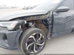 
										2024 Audi Q8 full									