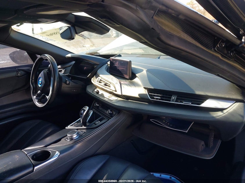 2019 BMW I8
