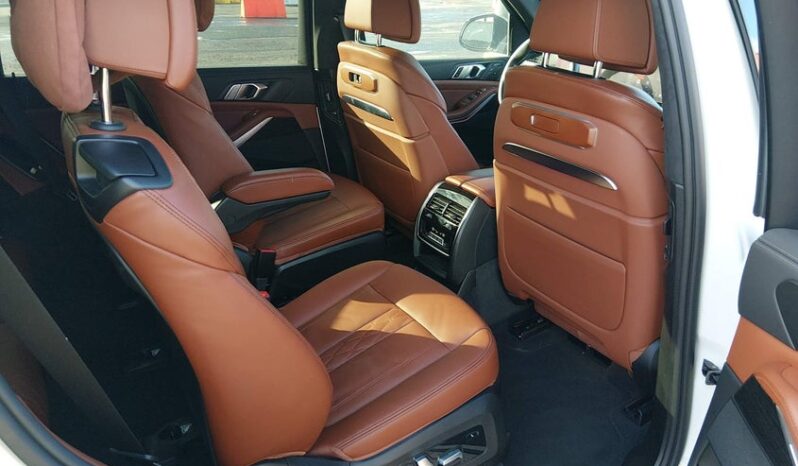 
								2024 BMW X7 full									