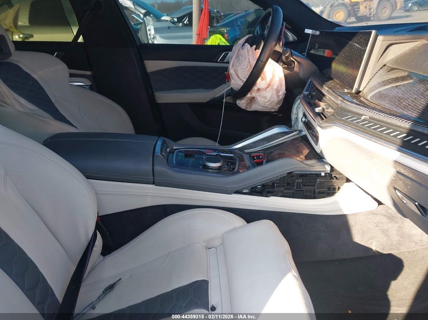 2026 BMW X6 m