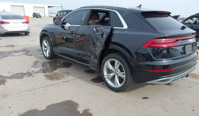 
								2020 Audi Q8 full									