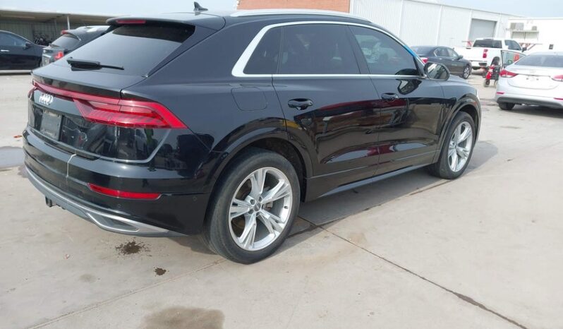 
								2020 Audi Q8 full									