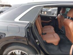 
										2020 Audi Q8 full									
