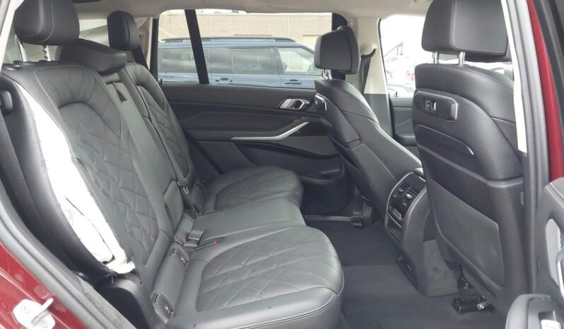 
								2024 BMW X7 full									