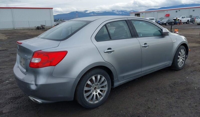 
								2010 Suzuki Kizashi full									