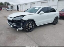 
										2020 Porsche Cayenne full									