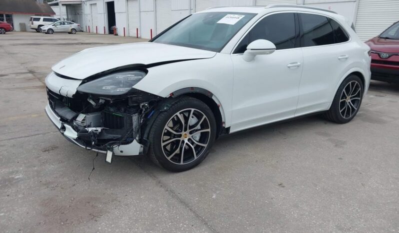 
								2020 Porsche Cayenne full									