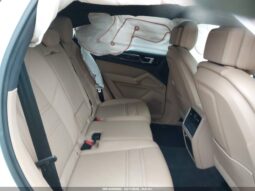 
										2021 Porsche Cayenne full									