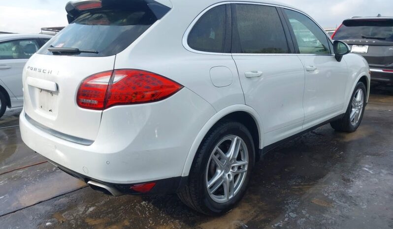 
								2014 Porsche Cayenne full									