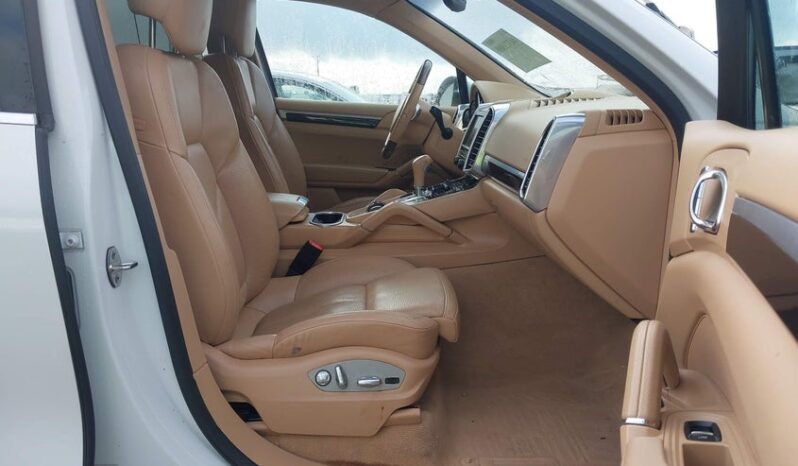 
								2014 Porsche Cayenne full									
