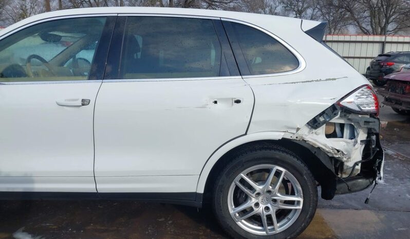 
								2014 Porsche Cayenne full									