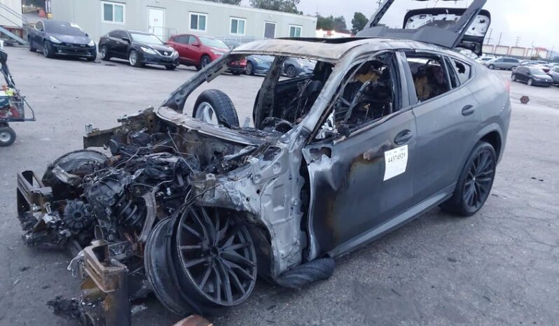 
								2021 BMW X6 full									