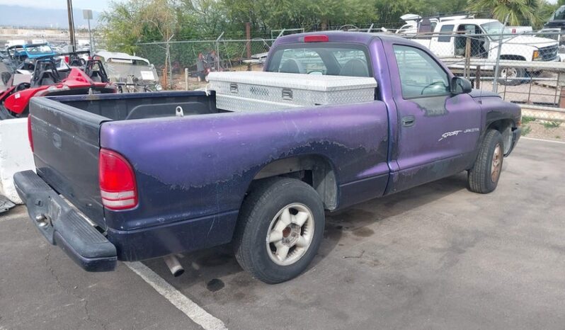 
								1999 Dodge Dakota full									