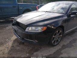 
										2010 Volvo S80 full									