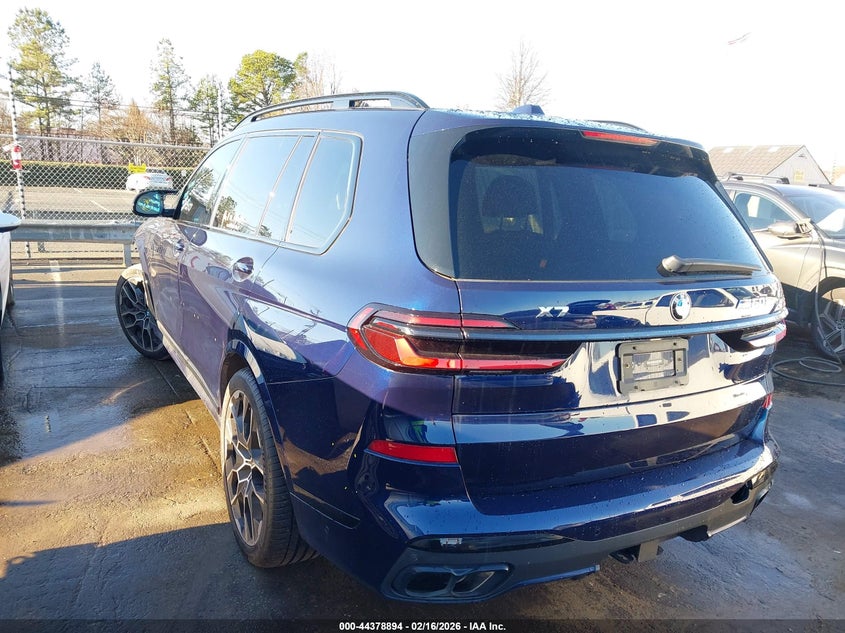 2024 BMW X7