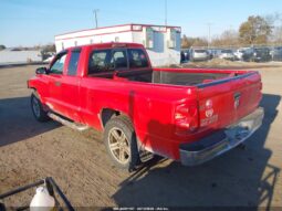 
										2007 Dodge Dakota full									