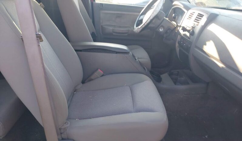 
								2007 Dodge Dakota full									