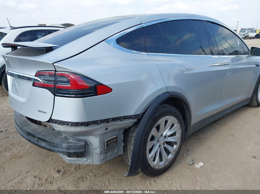 2017 Tesla Model x