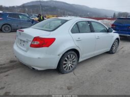 
										2013 Suzuki Kizashi full									