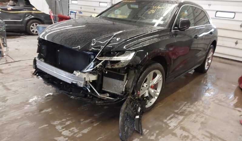 
								2020 Audi Q8 full									
