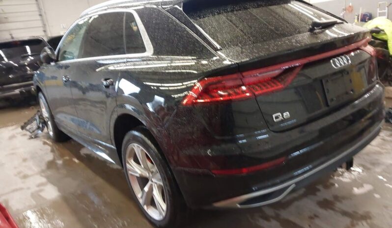 
								2020 Audi Q8 full									