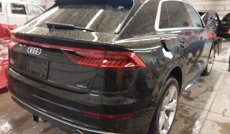 
								2020 Audi Q8 full									